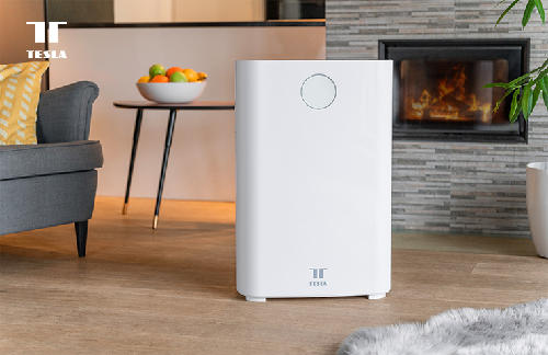 Otestovaly jsme čističku vzduchu Tesla Smart Air Purifier Pro M. Jak s ní byly testerky spokojené?